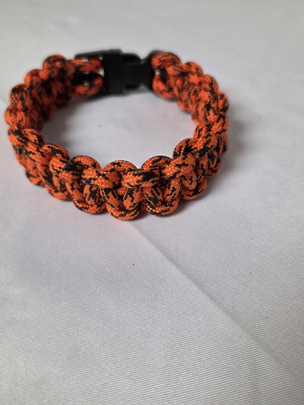 Handmade 550 Paracord Black Orange Bracelet Size 8